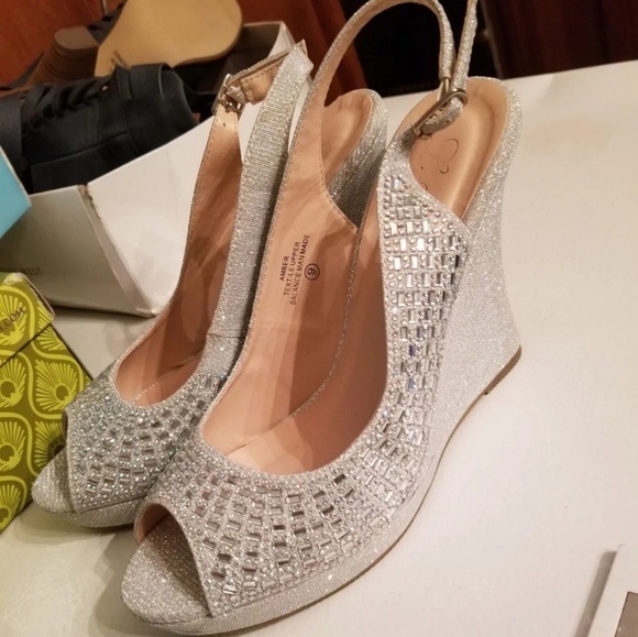 Silver Wedges - Picture 1 of 4